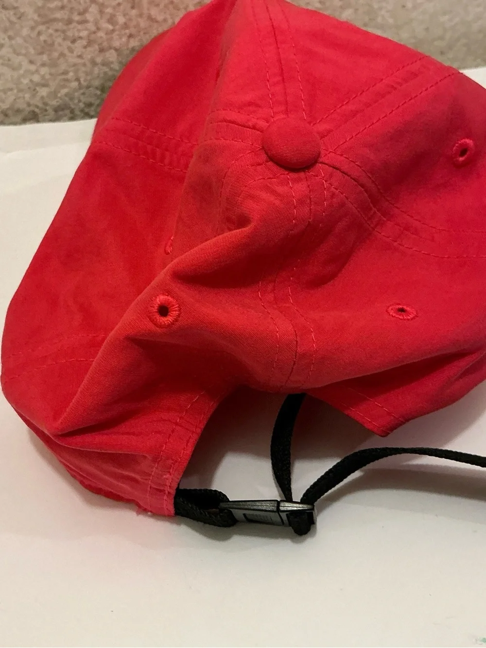 Nike Red Men’s Baseball Cap with Silver Swoosh